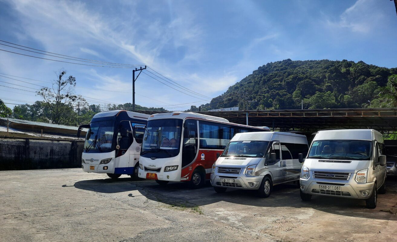 Thuê xe 4 7 chỗ theo tháng dành cho doanh nghiệp