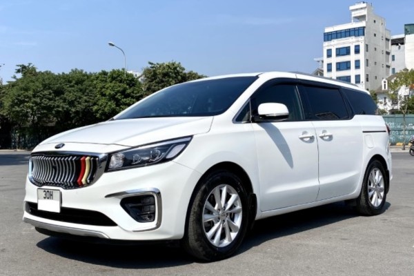 giá thuê xe 7 chỗ có tài xế
